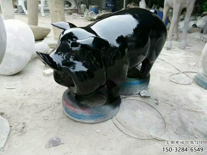 景區(qū)野豬雕塑，鍍金歐式雕塑，鐵藝材質(zhì)