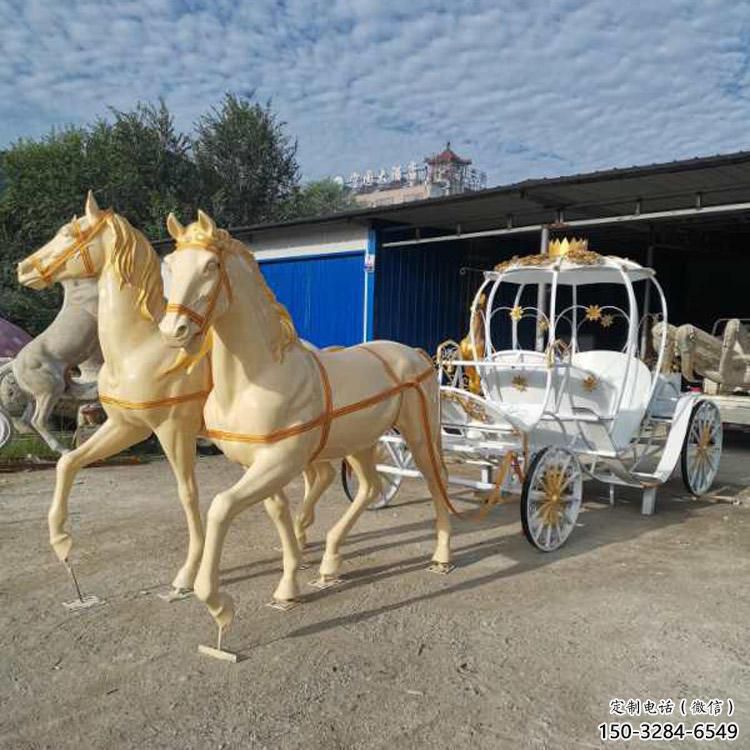 城市馬車(chē)雕塑 風(fēng)景區(qū)彩繪雕塑 抽象擺件