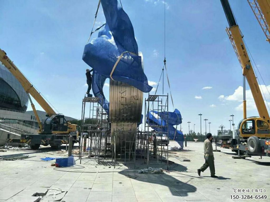 運動場建筑雕塑，不銹鋼五環雕塑，景區烤漆建筑雕塑