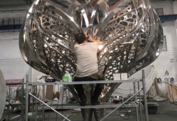 心形雕塑廠家，鏤空抽象藝術(shù)，燈光原理設(shè)計制作