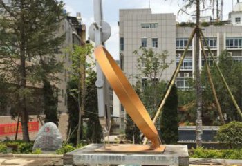 大型圓規(guī)雕塑廠家 歐式步行街標(biāo)識(shí)雕塑 彩繪景觀雕塑
