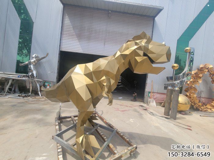 廣場恐龍雕塑供求，露天雕塑，企業(yè)幾何恐龍雕塑標(biāo)準(zhǔn)