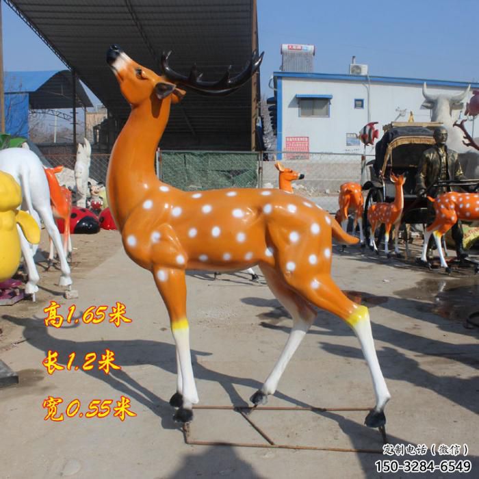 戶外小鹿雕塑制作，彩繪動物雕塑，玻璃鋼景觀雕塑