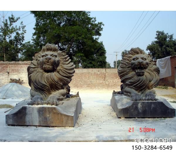 戶外獅子雕塑優(yōu)價，景觀概念，趴獅雕塑制作精品