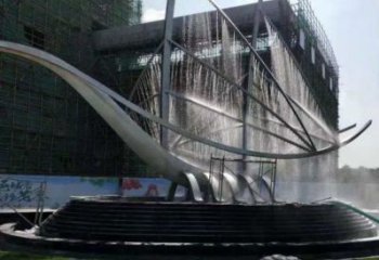 鏡面船艇雕塑