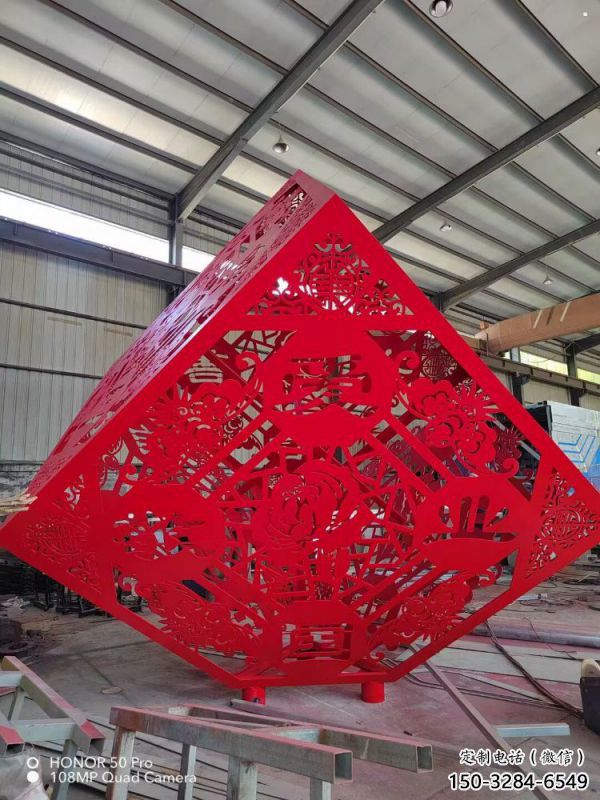 立方體雕塑標(biāo)準(zhǔn)，廣場系列，戶外鏤空立方體雕塑指用