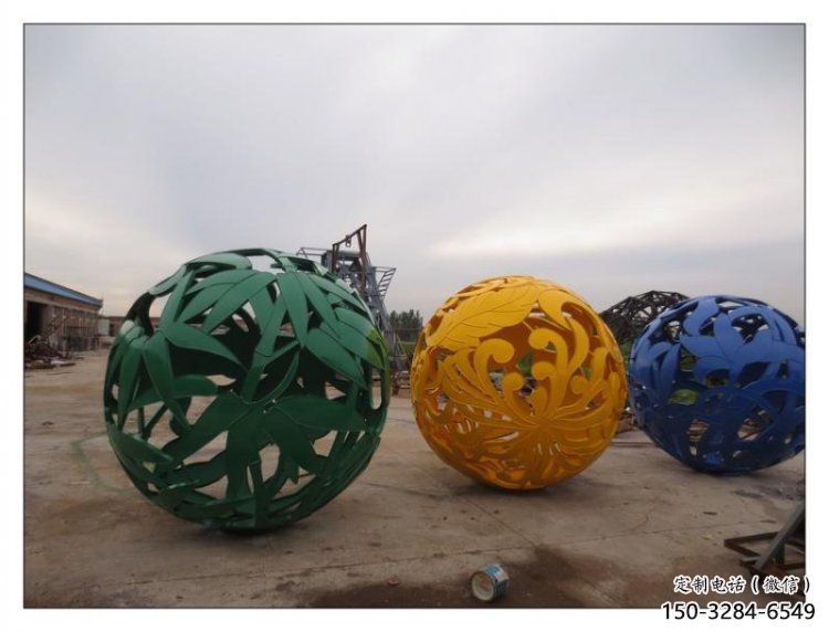 鏤空花紋球雕塑定做，廣場雕塑，不銹鋼花紋球雕塑優選