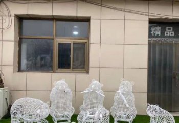 熊貓雕塑制造商，酒店擺件，鏤空熊貓雕塑定制廠家