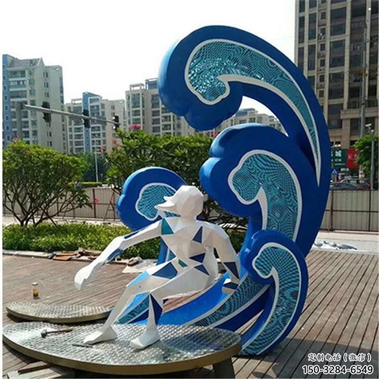 街道云彩雕塑