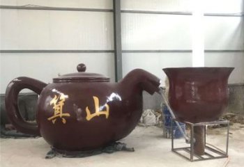 山南商業街酒壺雕塑